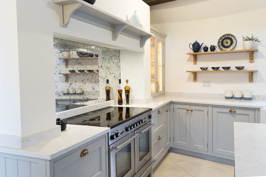 statuario-white-example